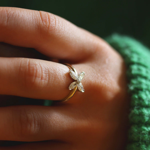 Fairtrade Yellow Gold Lab Grown Diamond Petal Ring