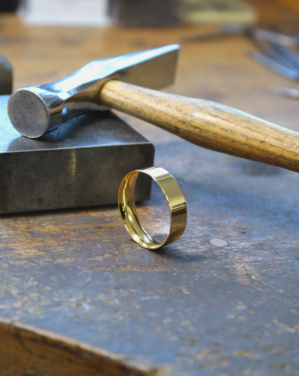 Ethical Yellow Gold 5mm Flat Court Wedding Ring